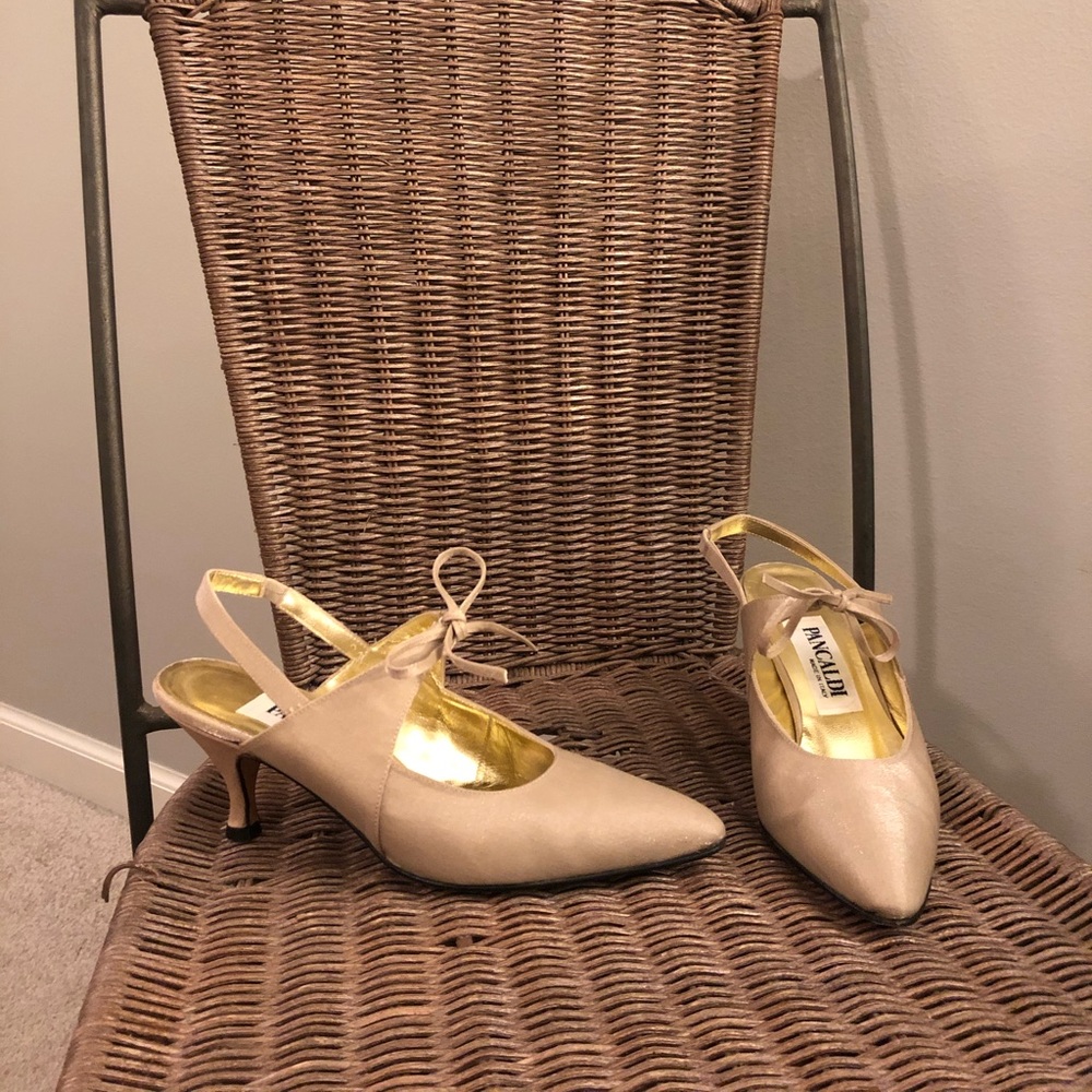 Vintage | Pancaldi Gold Slingback Kitten Heels